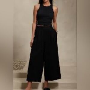 Banana Republic Factory Black Wide-Leg Cropped pants